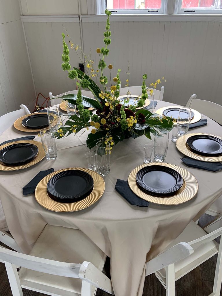 Event - Gold Plate Floral Table Arrangement