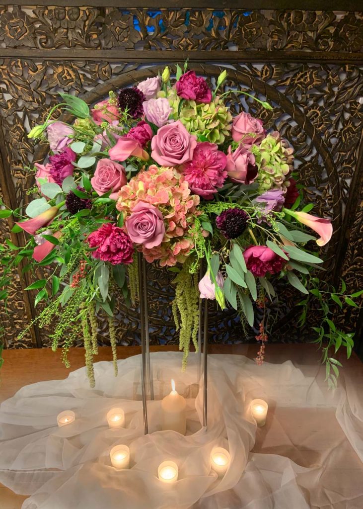 Wedding Reception Flower arrangement - Dusty Rose Hydrangea and Calla Lillies